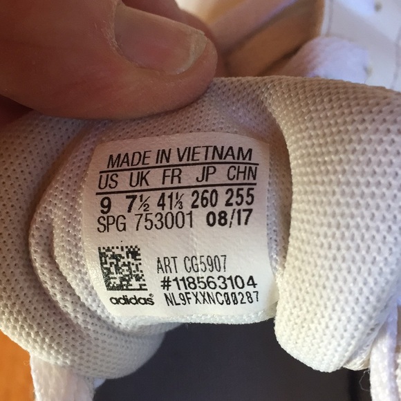 ADIDAS shoes USA men’s 7.5 euro 41.5 Womens9 - Picture 3 of 5